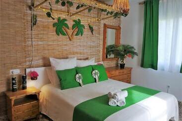 پانسیون Wonder Rooms Nerja Guest House