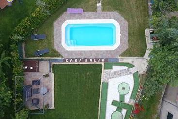 דירות לתיירים Holiday Home Salva