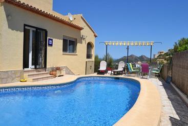 דירות לתיירים Chalet Cris