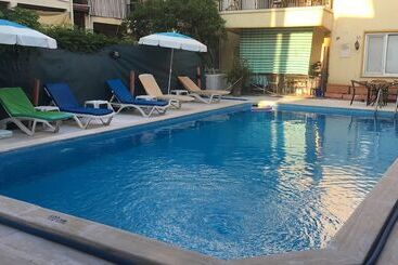 هتل آپارتمان Four Seasons Dalyan