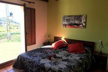 Пансион Posada Mediavia