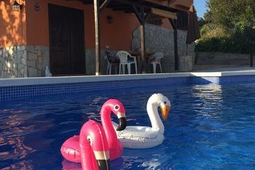 ツーリストアパートメント Villa Toscana Family House