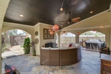 تختخواب و صبحانه Caroline House Nashville Historic Inn