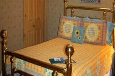 تختخواب و صبحانه The Inn At Narrows Creek