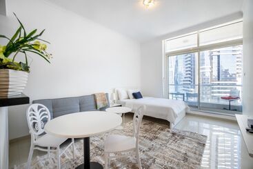 آپارتمان‌های توریست‌ها Dhh   Botanica Tower