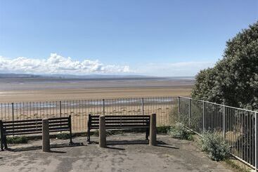 ベッドアンドブレックファースト Cheriton Lodge