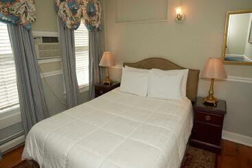 Bed and Breakfast Bellevue House