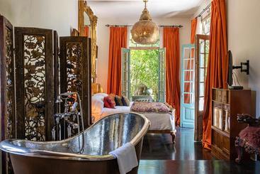 The Paramour Estate