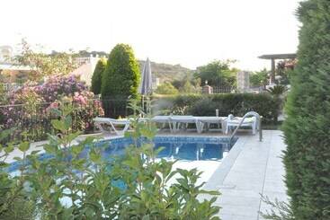 آپارتمان Turqouise Homes