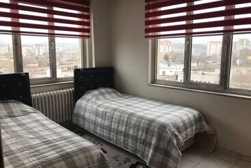 هتل آپارتمان Vatan Konukevi