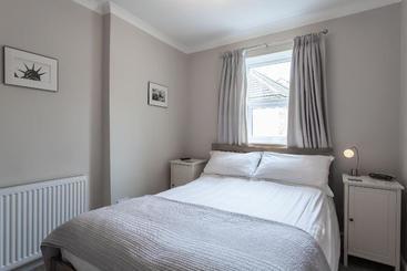 ホテル Membland Guest House