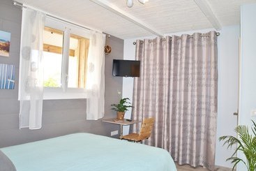 پانسیون B&b La Cabane De Noreda