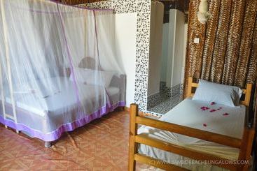 New Jambo Bungalows   Hostel