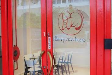 Beary Nice Pod Hostel