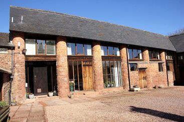 צימר Middle Burrow