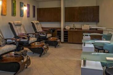 아파트 Grand Lodge Peak 7   Condo