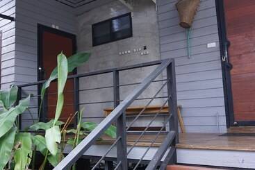 בית מלון כפרי Rlampang Guest House