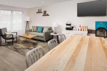 هتل Woodspring Suites Seattle Tukwila