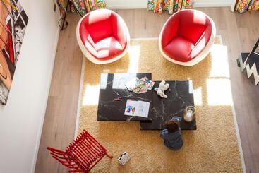 פנסיון Maison Du Collectionneur