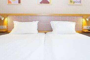 בית מלון כפרי Flag Lisboa Oeiras