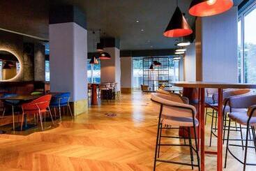 Отель Mercure Galati Centrum