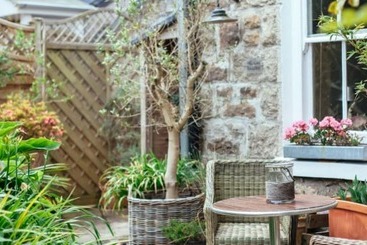 Headland House Luxury B&b