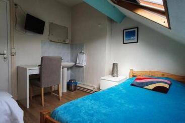 Отель Hôtel De La Poste