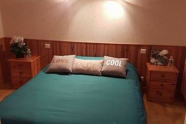 بنسيون Le Clos Du Val Marin