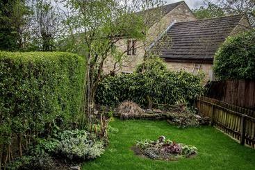 Sunny Cottage