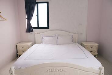 تختخواب و صبحانه Destination Inn