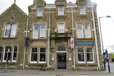 簡易ホテル The Station