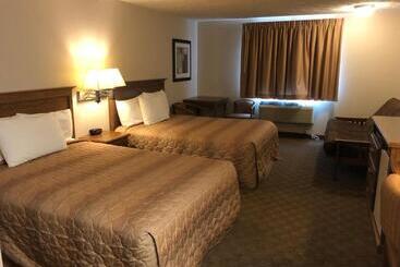 호텔 Shenandoah Inn & Suites