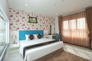 酒店 The Mira Boutique