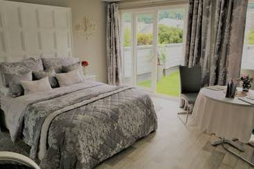 Morans Bed And Breakfast @ Lower Lodge