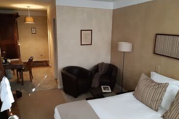 مبيت وإفطار Maison De Marquay