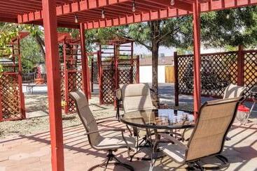 شقق خاصة سياحية 1 Or 3 Bedroom Apartment With Full Kitchen