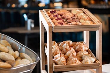 Ac Hotel By Marriott Manchester City Centre