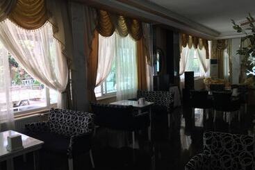 فندق Grand Calypso