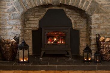 Отель Gwesty Seren