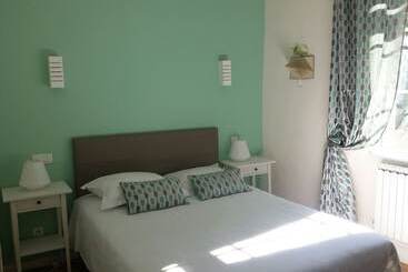 酒店 Hôtel La Cauquière