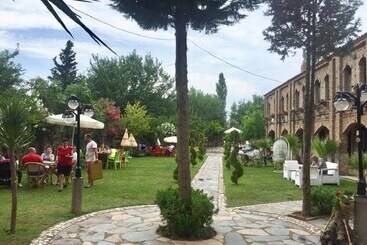 Manastirhan Thyke Butik Otel