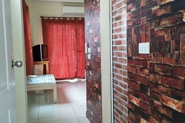 Penthai Hostel