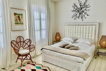 تختخواب و صبحانه Maison De Mon Père