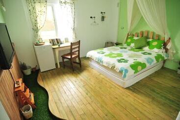 تختخواب و صبحانه Minami Kaze