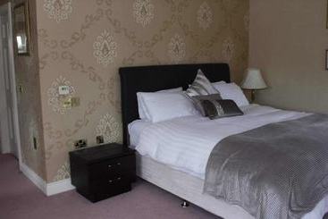 تختخواب و صبحانه Roe Valley Manor And Estate