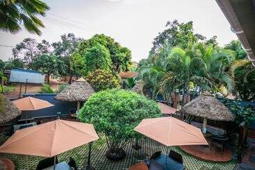 پانسیون Palm Gardens And Guest House