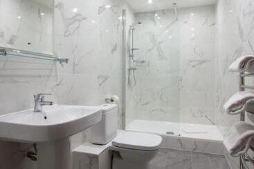 관광객 아파트 The Castle Collection   42 Castle Street