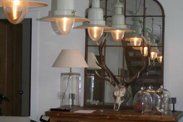 ベッドアンドブレックファースト The Wendy Hoose