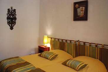 پانسیون Maison Sainte Barbe