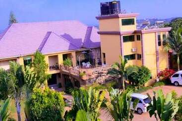 Ropani Hotel Kajjansi